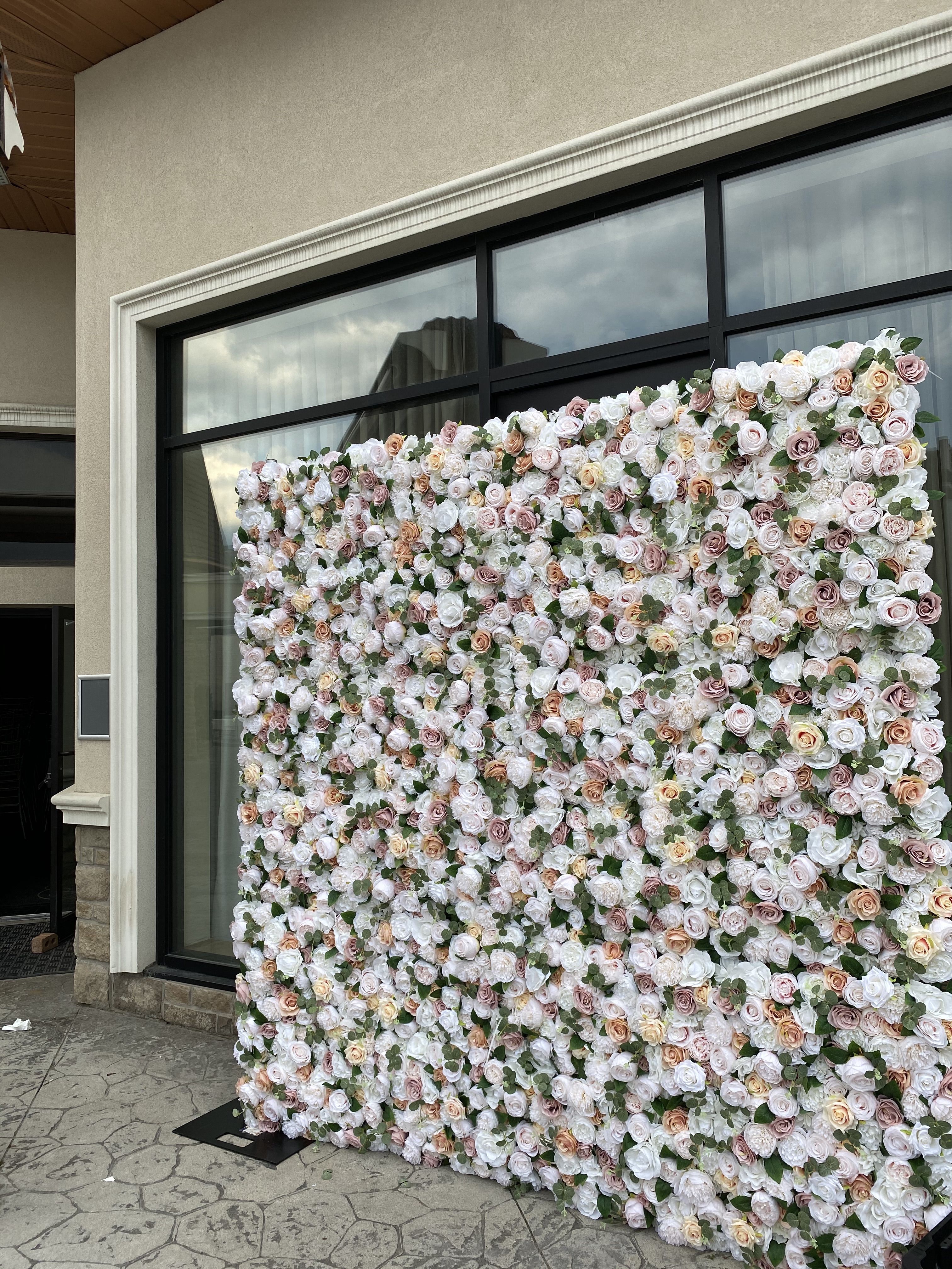 Champagne flower wall rental